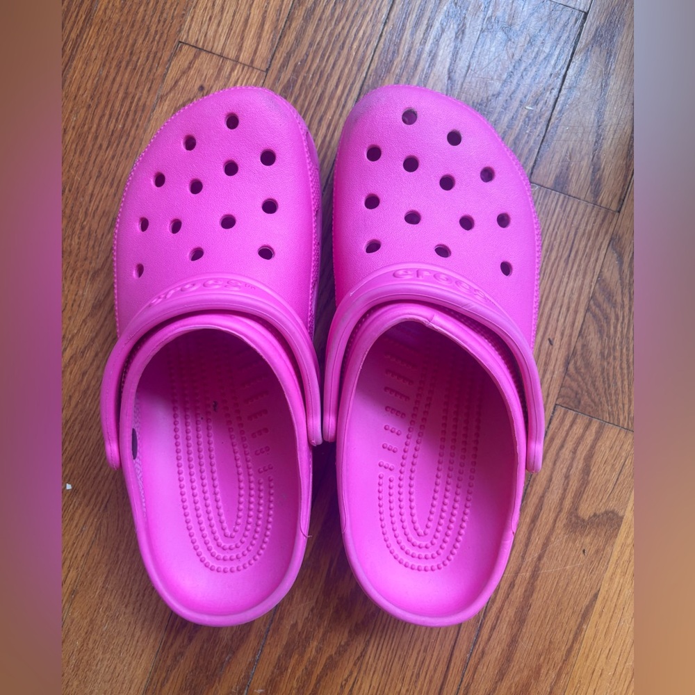 CROCS Kids Vibrant Pink Clogs